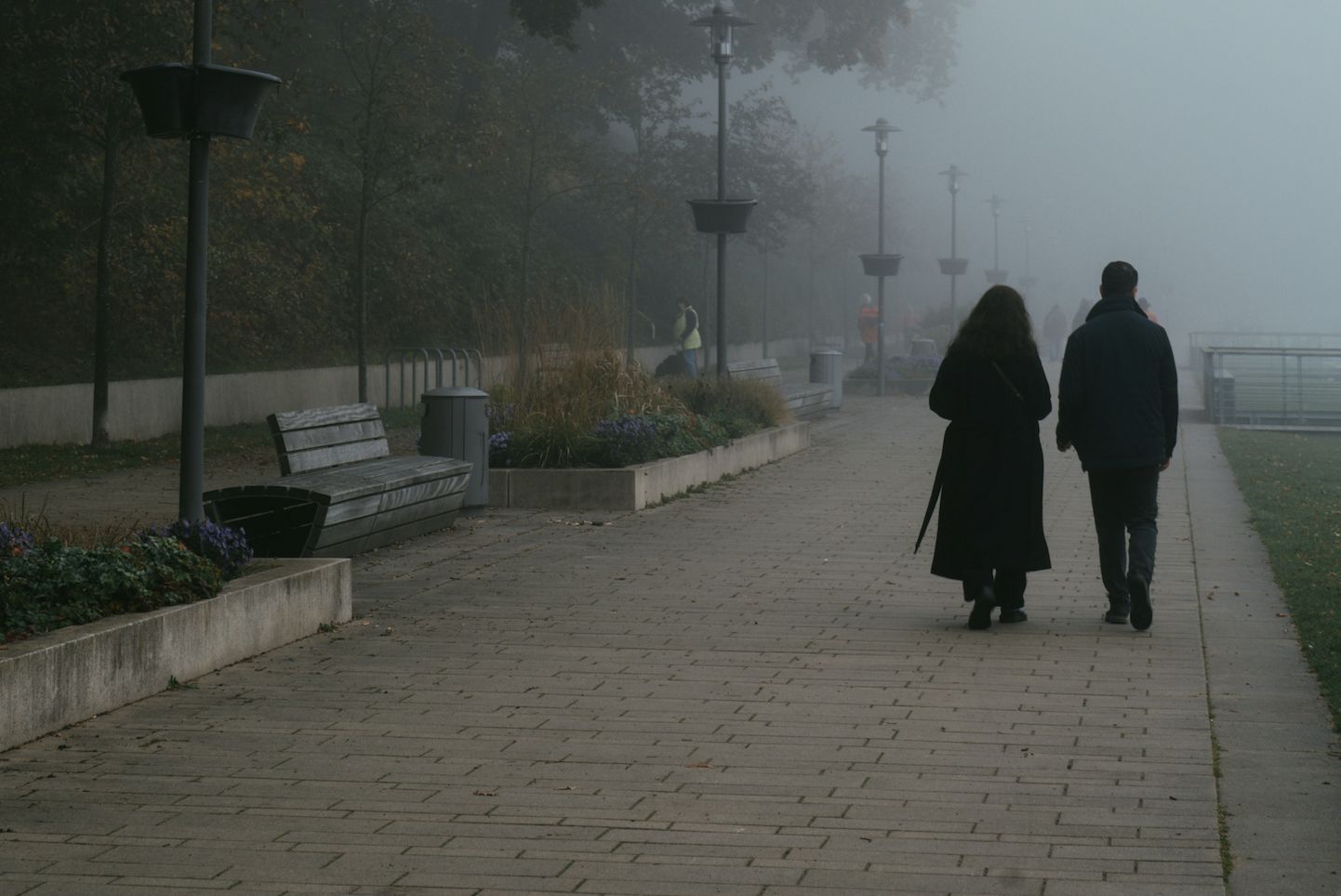 Communication timide et indirecte